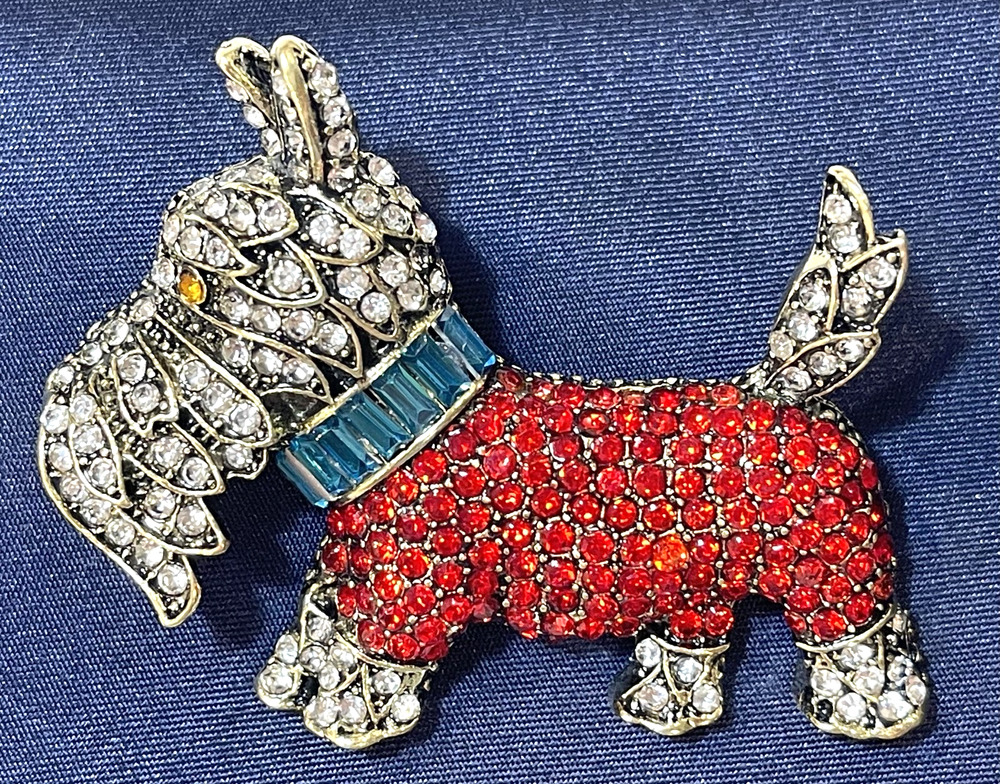 NWOT Heidi Daus Inspired "Diamonds in the Woof" Scottie Dog Rhinestone Brooch